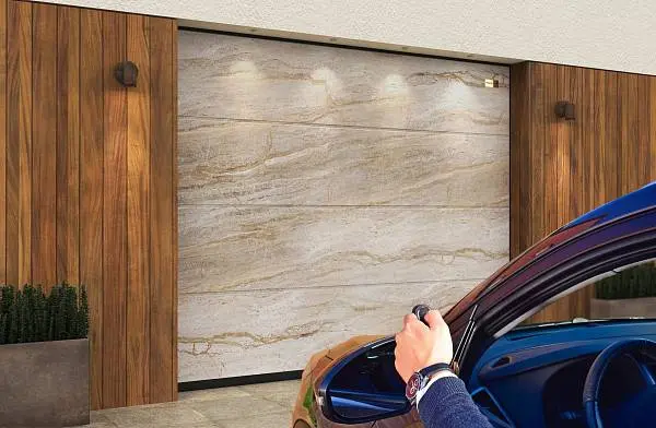 При покупке ворот c цифровой печатью пульт в подарок